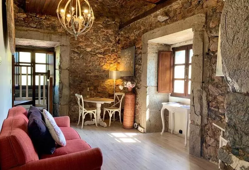 سوییت دوبلکس, Akla Hotel Palacio Torre De Ruesga