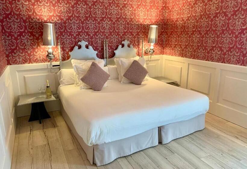 테라스 주니어 스위트, Akla Hotel Palacio Torre De Ruesga