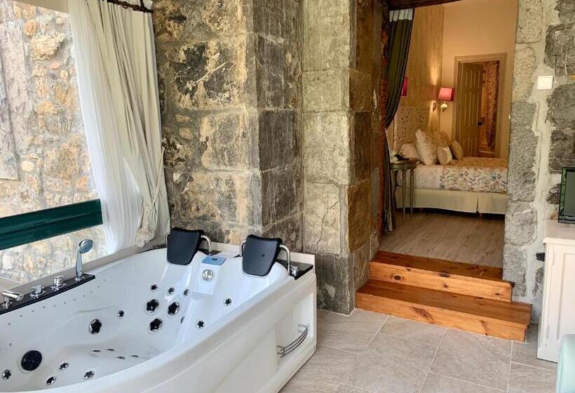デラックスジュニアスイート, Akla Hotel Palacio Torre De Ruesga