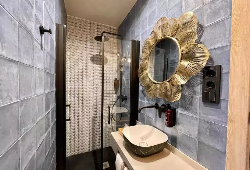 اتاق لوکس با تخت بزرگ, Akla Hotel Palacio Torre De Ruesga