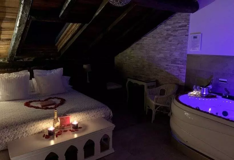 سوئیت با وان آب گرم, Akla Hotel Palacio Torre De Ruesga