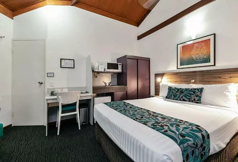 スタンダードバンガロー, Palms City Resort
