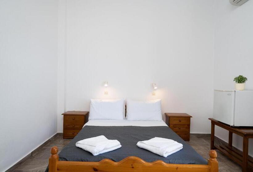 海景标准间带阳台, Porto Villa