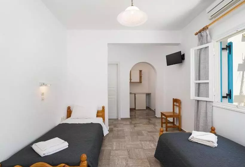 Standard Neljän Hengen Huone, Porto Villa