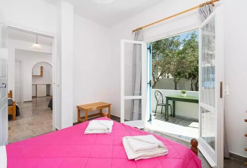 Standard Neljän Hengen Huone, Porto Villa