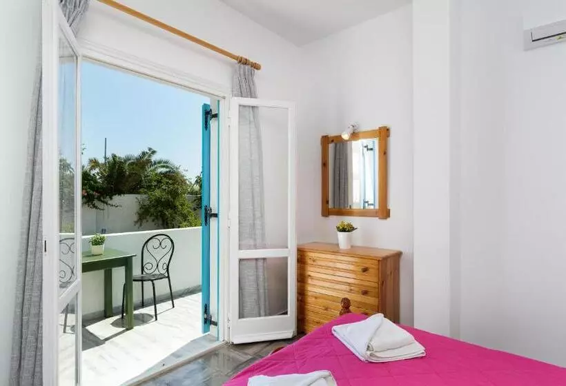 Standard Neljän Hengen Huone, Porto Villa