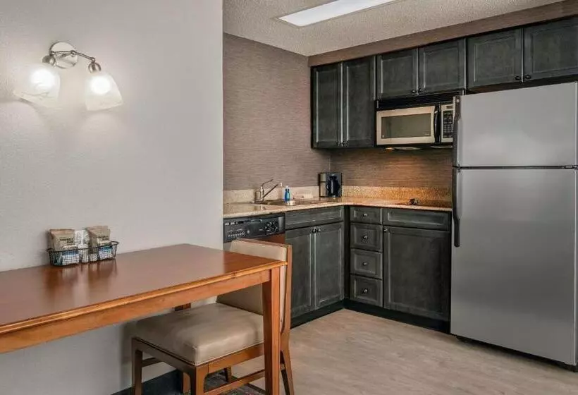 スタンダードスタジオ, Residence Inn By Marriott Chesapeake Greenbrier