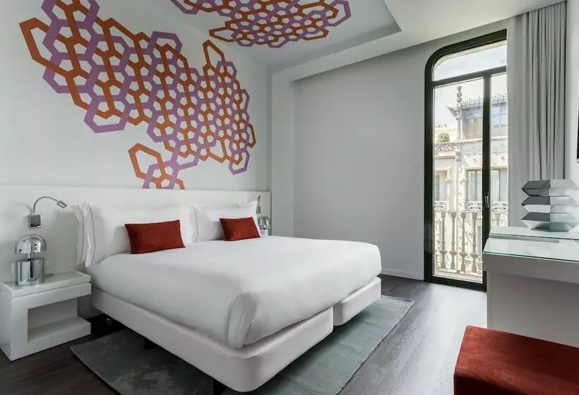 اتاق استاندارد با بالکن, Room Mate Carla