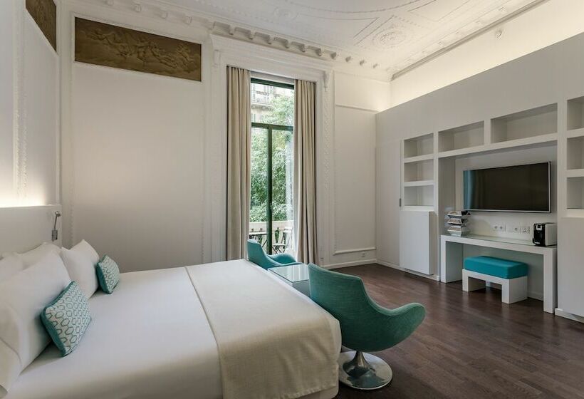 סוויטת ג'וניור עם מרפסת, Room Mate Carla