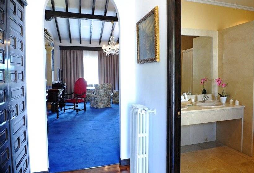 جناح, Nuevo San Román De Escalante