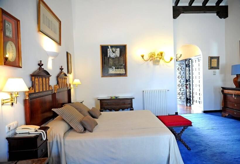 جناح, Nuevo San Román De Escalante