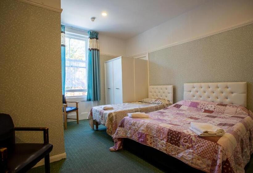 家庭间, The Carlton