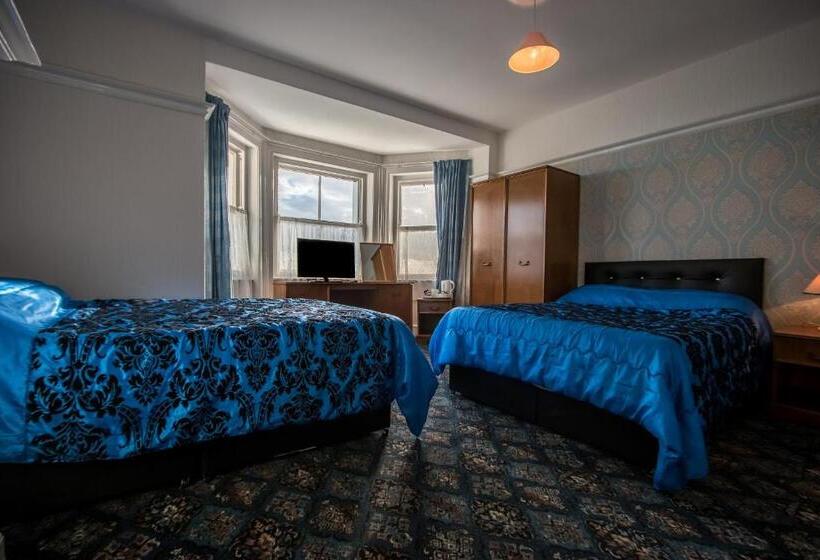 豪华家庭房间, The Carlton