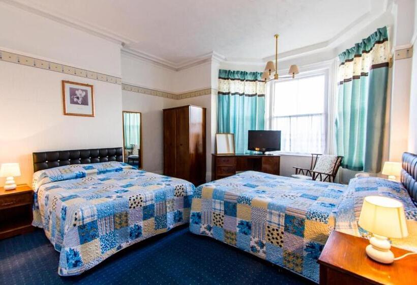 豪华家庭房间, The Carlton