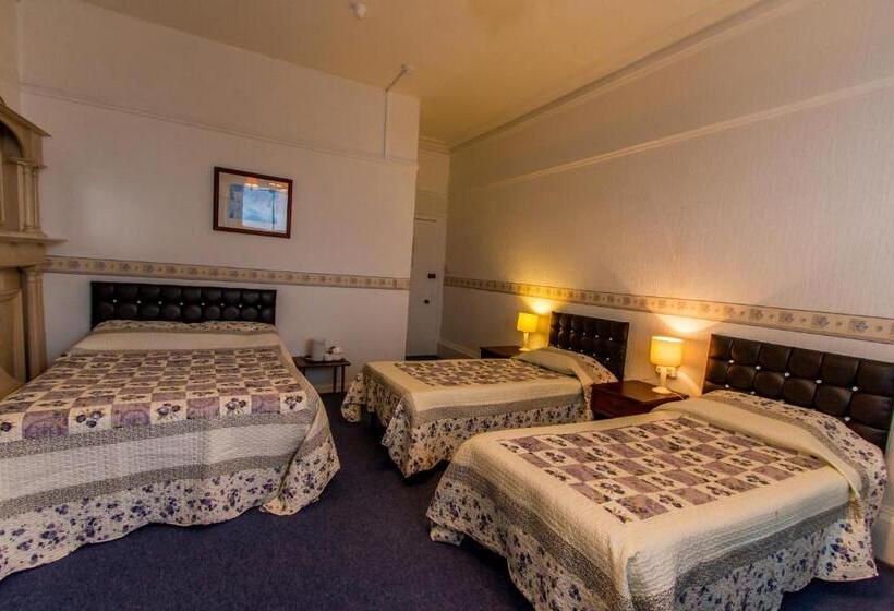 家庭海景房, The Carlton