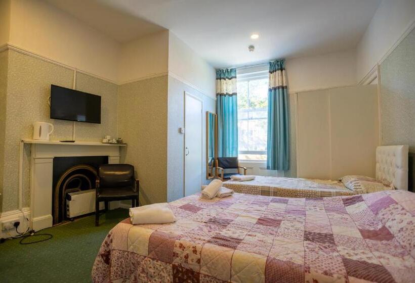 豪华家庭房间, The Carlton