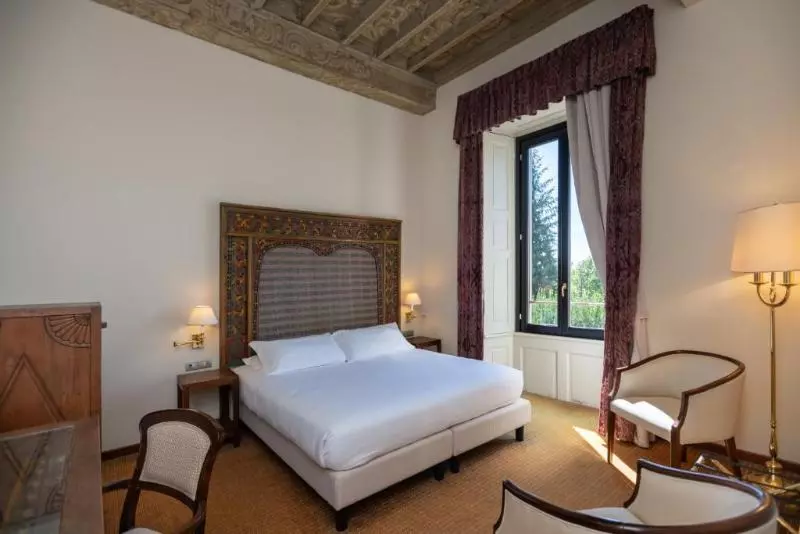 スイート, Villa Porro Pirelli
