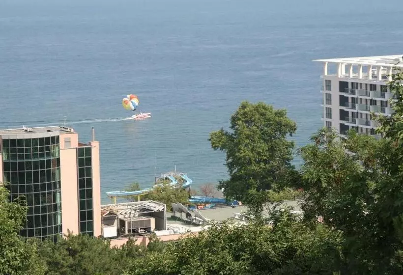 オーシャンビュースイート, Park Hotel Briz   All Inclusive & Free Parking