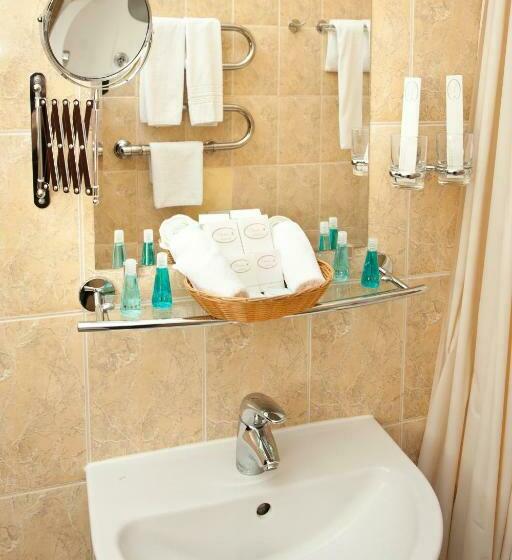 سوئیت جونیور با ماساژ آبی, Boutique Hotel Monte Kristo