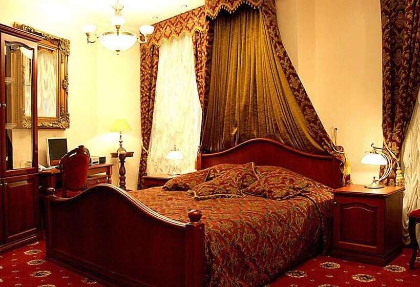 سوییت, Boutique Hotel Monte Kristo