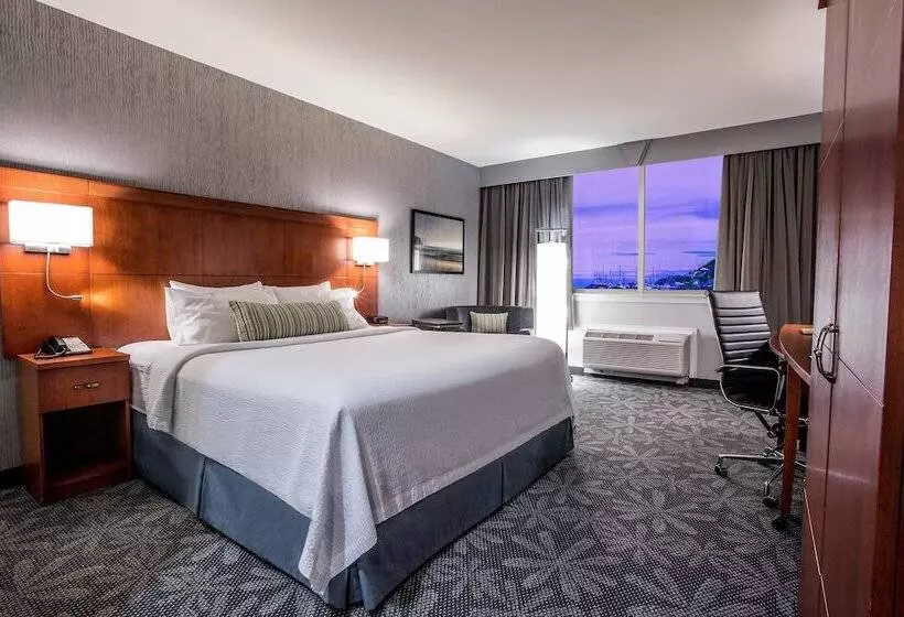 اتاق استاندارد با تخت دوبل و چشم‌انداز, Courtyard By Marriott St. John S Newfoundland