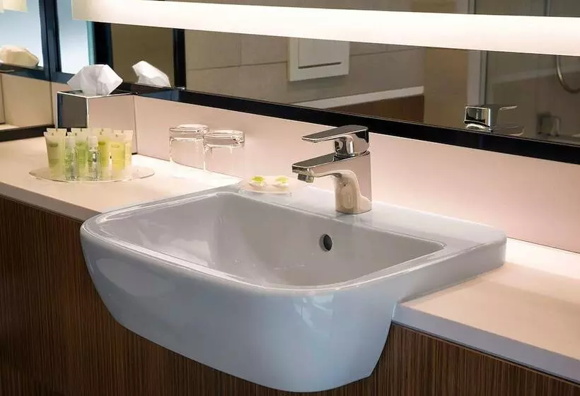 اتاق سوپریور, Courtyard By Marriott Katowice City Center