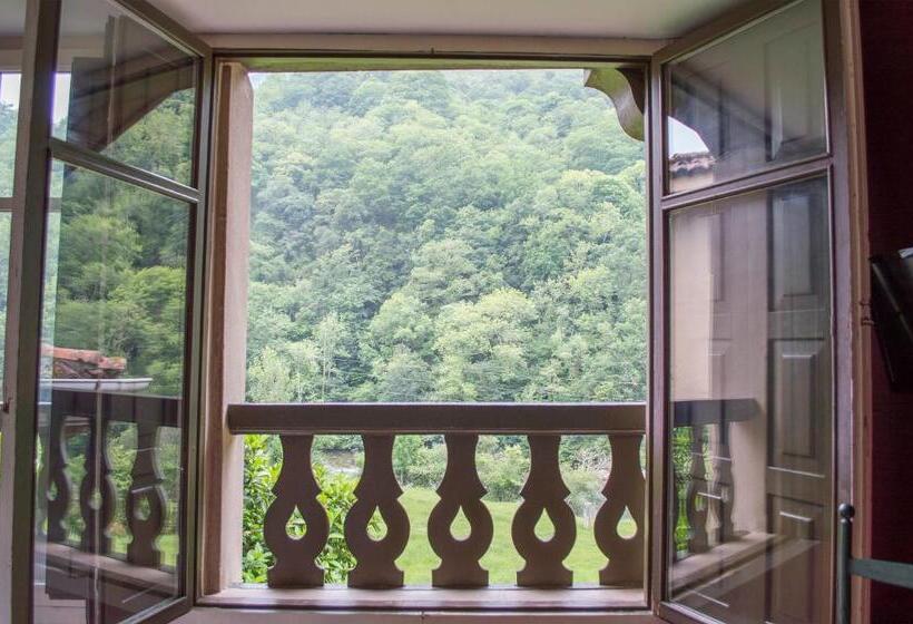 غرفة قياسية رباعية, Del Alto Sella