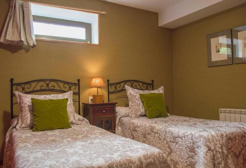 غرفة قياسية رباعية, Del Alto Sella