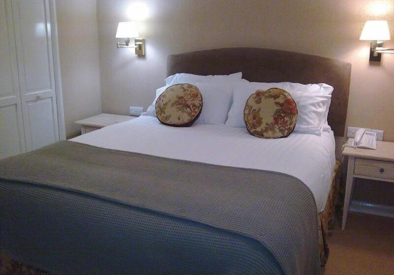 Номер Стандарт, Donington Manor