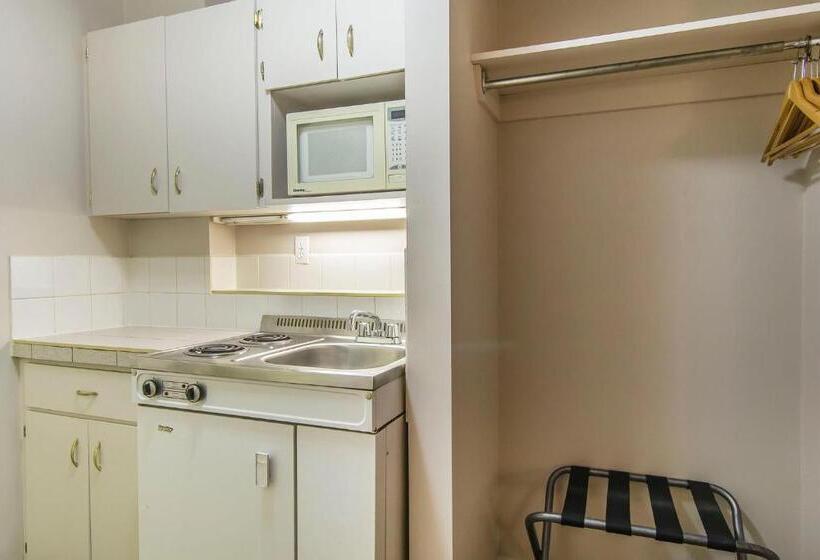 高级大房间, Econo Lodge Inn & Suites
