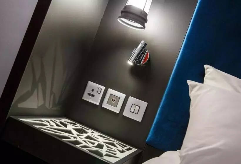 سوییت سوپریور, Ibis Styles London Southwark Near Borough Market