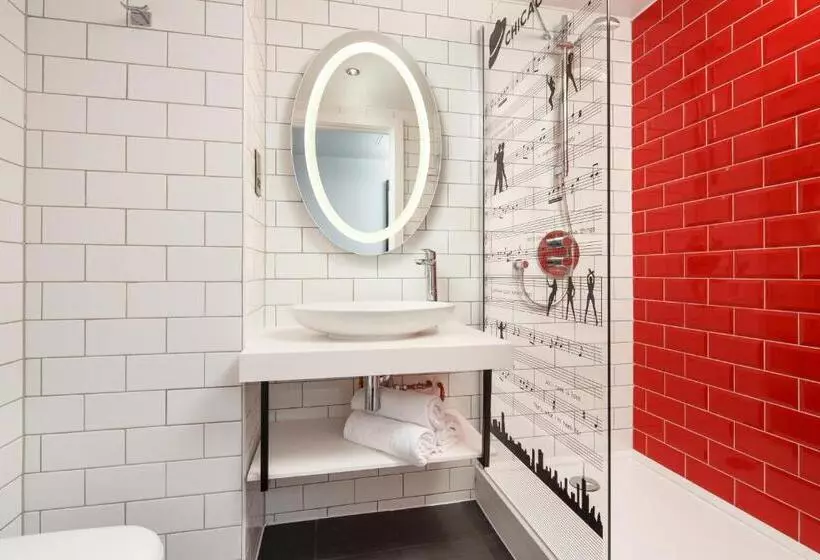اتاق استاندارد با چشمانداز, Ibis Styles London Southwark Near Borough Market