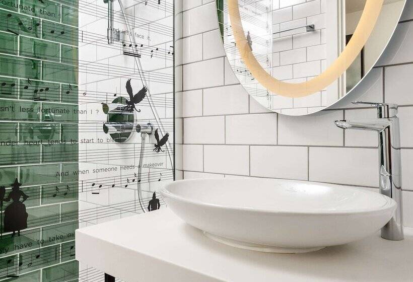 Номер Стандарт, Ibis Styles London Southwark   Near Borough Market