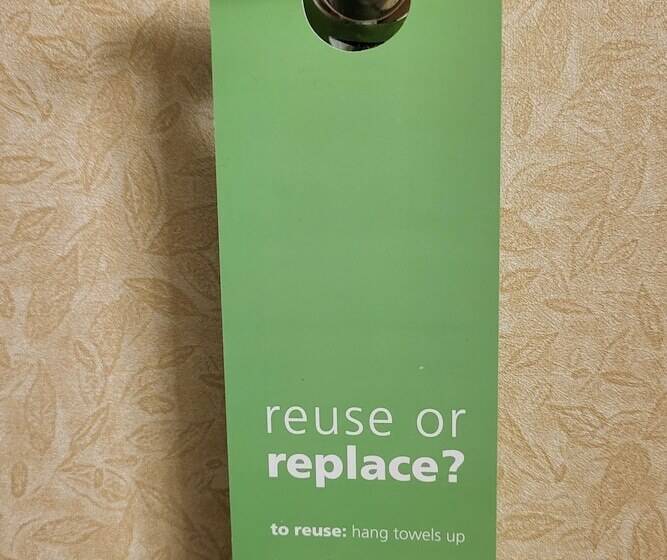 جناح مزود بجاكوزى, Holiday Inn Express & Suites Kitchener Southeast, An Ihg