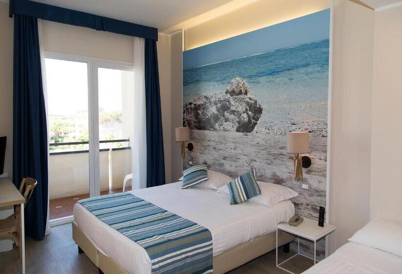 高级大房间, Life