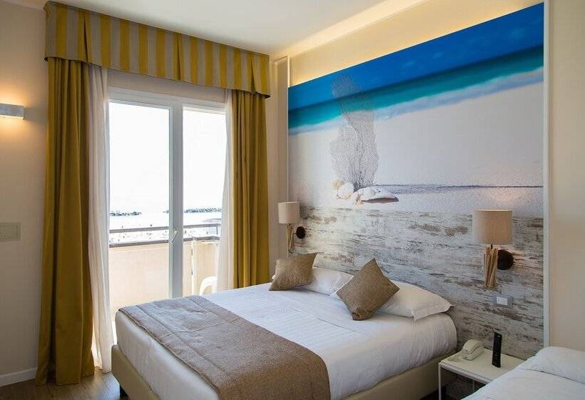 高级大房间, Life