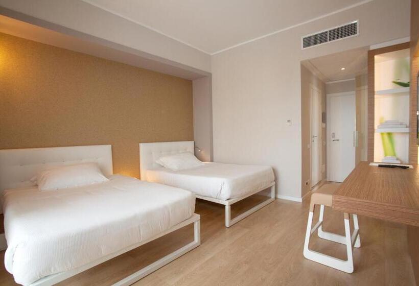 Семейный Номер, Oxygen Lifestyle