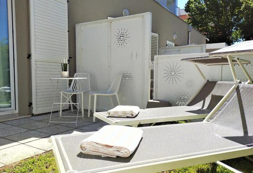 Семейный Номер Вид на Сад, Oxygen Lifestyle