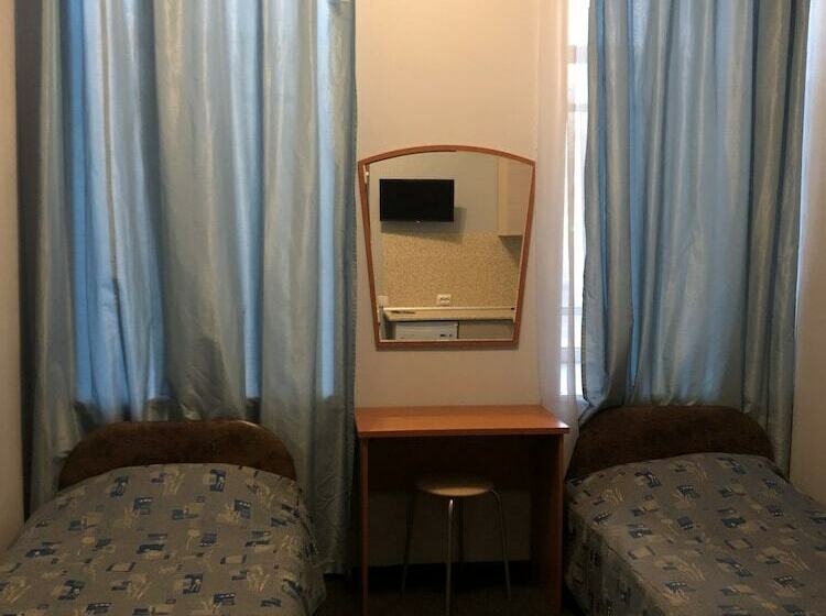 スタンダードルーム, Rinaldi At Moskovskiy Prospect, 18