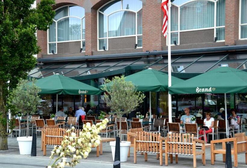 סוויטת ג'וניור, Theater Figi