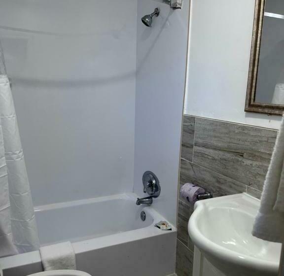 标准间, Knights Inn   Park Villa Motel, Midland