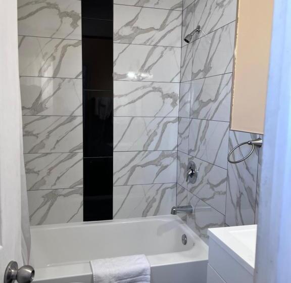 غرفة قياسية سرير كينج, Knights Inn   Park Villa Motel, Midland