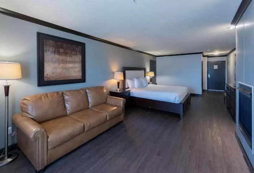 سوئیت با تخت بزرگ, Prestige Treasure Cove Resort, Worldhotels Elite