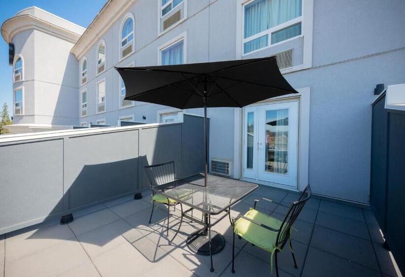 חדר סטנדרט עם מיטת קינג, Prestige Treasure Cove Resort, Worldhotels Elite