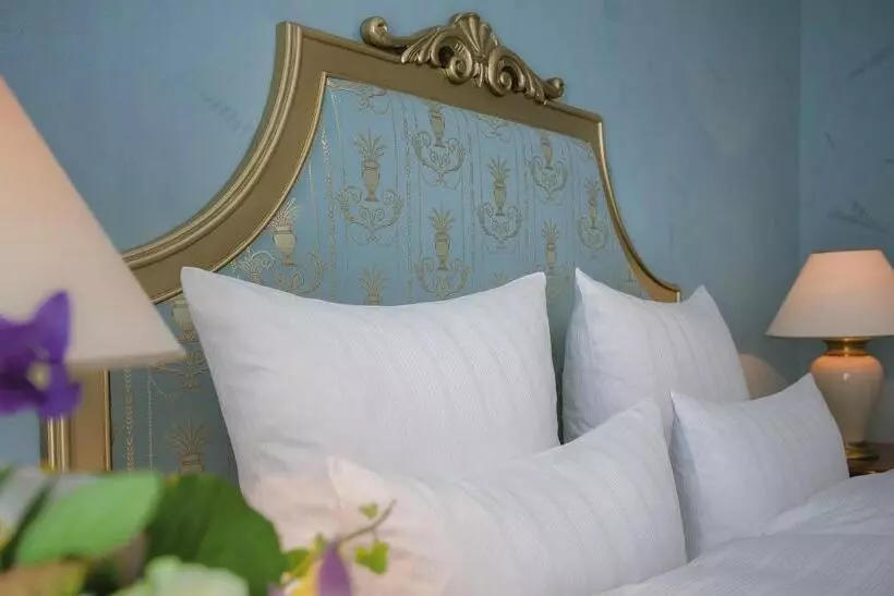 Deluxe Room, Victor S Residenz Hotel Schloss Berg