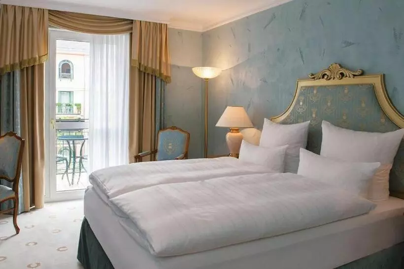 Deluxe Room, Victor S Residenz Hotel Schloss Berg