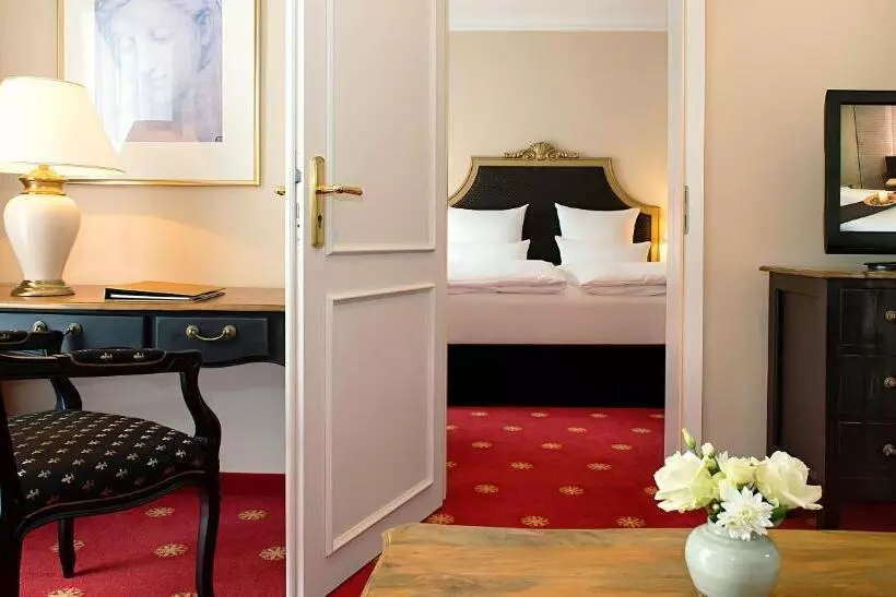 Classic Suite, Victor S Residenz Hotel Schloss Berg