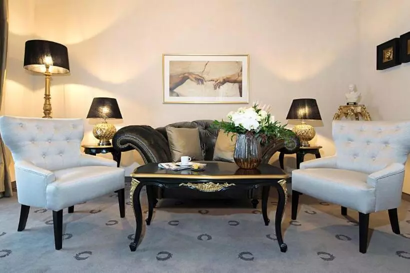Standard Room, Victor S Residenz Hotel Schloss Berg