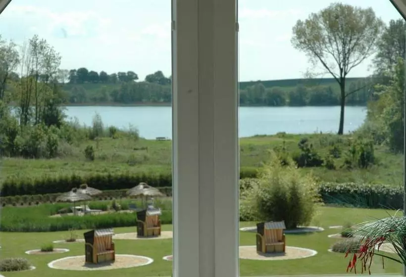レイクビュースタンダードルーム, Alago Hotel Am See