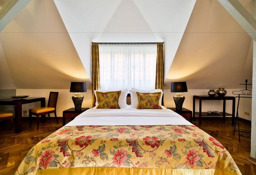 اتاق لوکس, Appia Hotel Residences